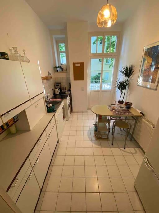 Schone Altbauwohnung Mit Grun In Ruhiger Lage 라이프치히 외부 사진